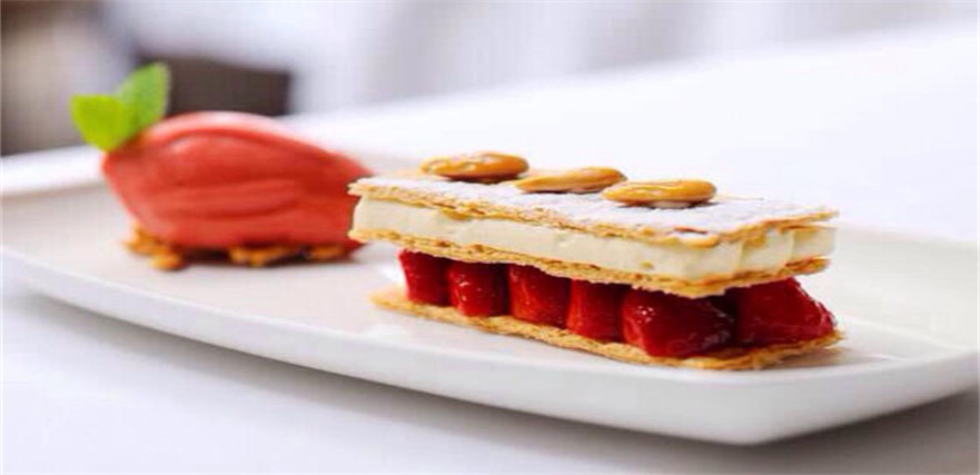 食堂承包應該公開招標，擇優錄用，罰款承包，嚴懲不貸